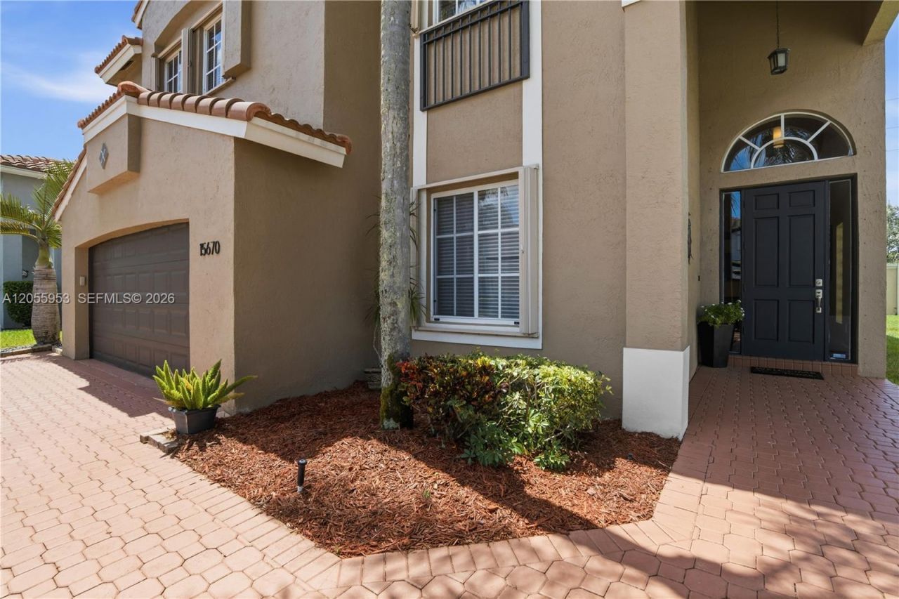 15670 SW 16th Ct, Pembroke Pines, FL 33027 Photo