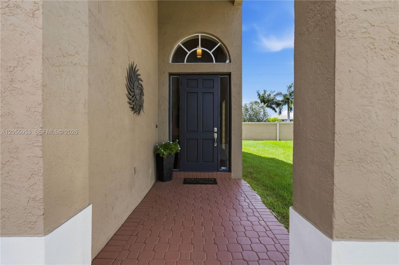 15670 SW 16th Ct, Pembroke Pines, FL 33027 Photo