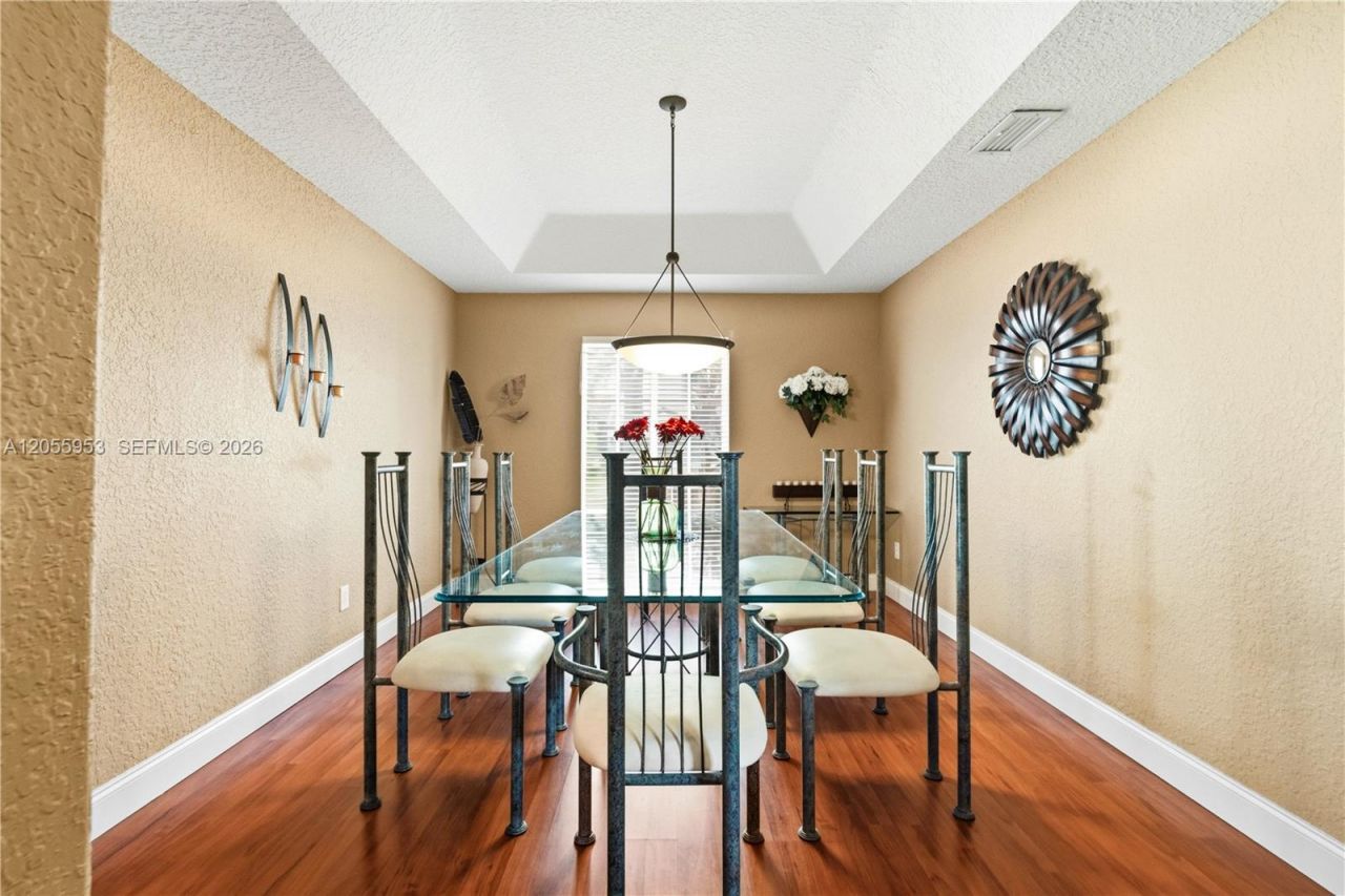 15670 SW 16th Ct, Pembroke Pines, FL 33027 Photo