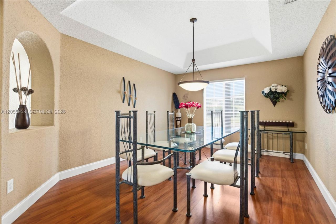 15670 SW 16th Ct, Pembroke Pines, FL 33027 Photo