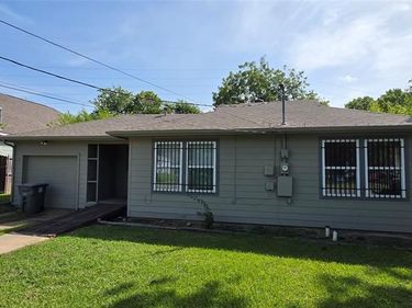 3222 Sunnyvale Street, Dallas, TX 75216