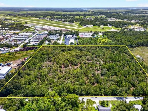 E Lincoln AVE , LABELLE, FL 33935