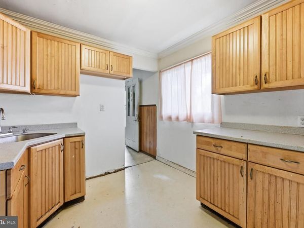 563 WILK DRIVE, MORRISVILLE, PA 19067