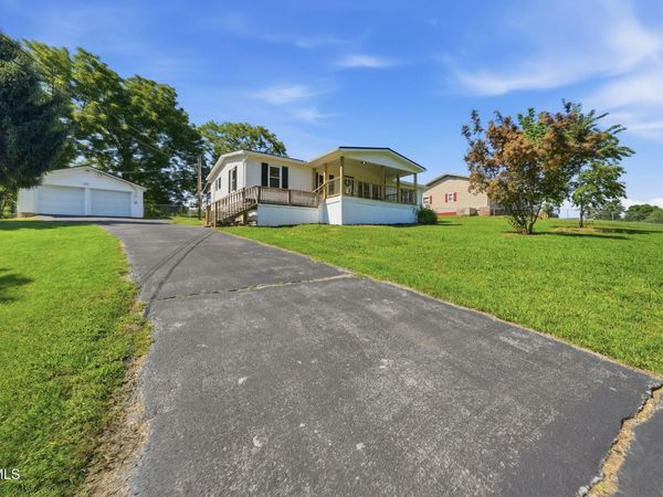 107 Hughes Lane, Johnson City, TN 37601