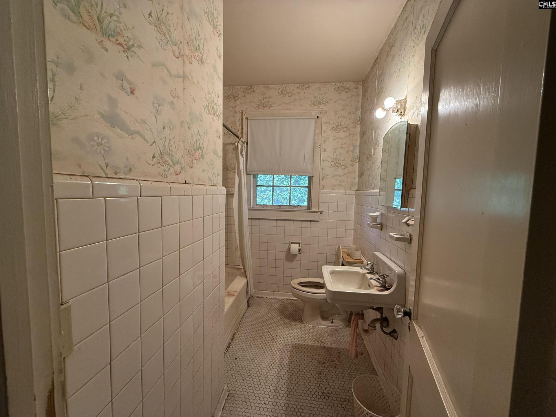 4921 Colonial Drive Photo 10