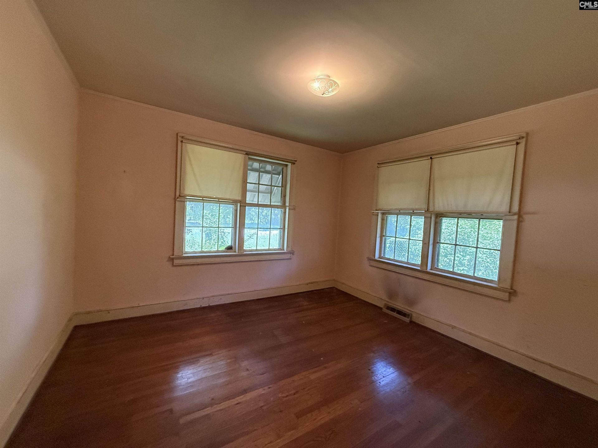 4921 Colonial Drive Photo 9