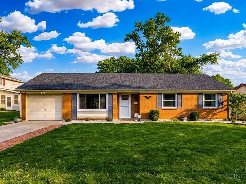 522 Edgehill Drive, Oxford, OH 45056 Photo 1
