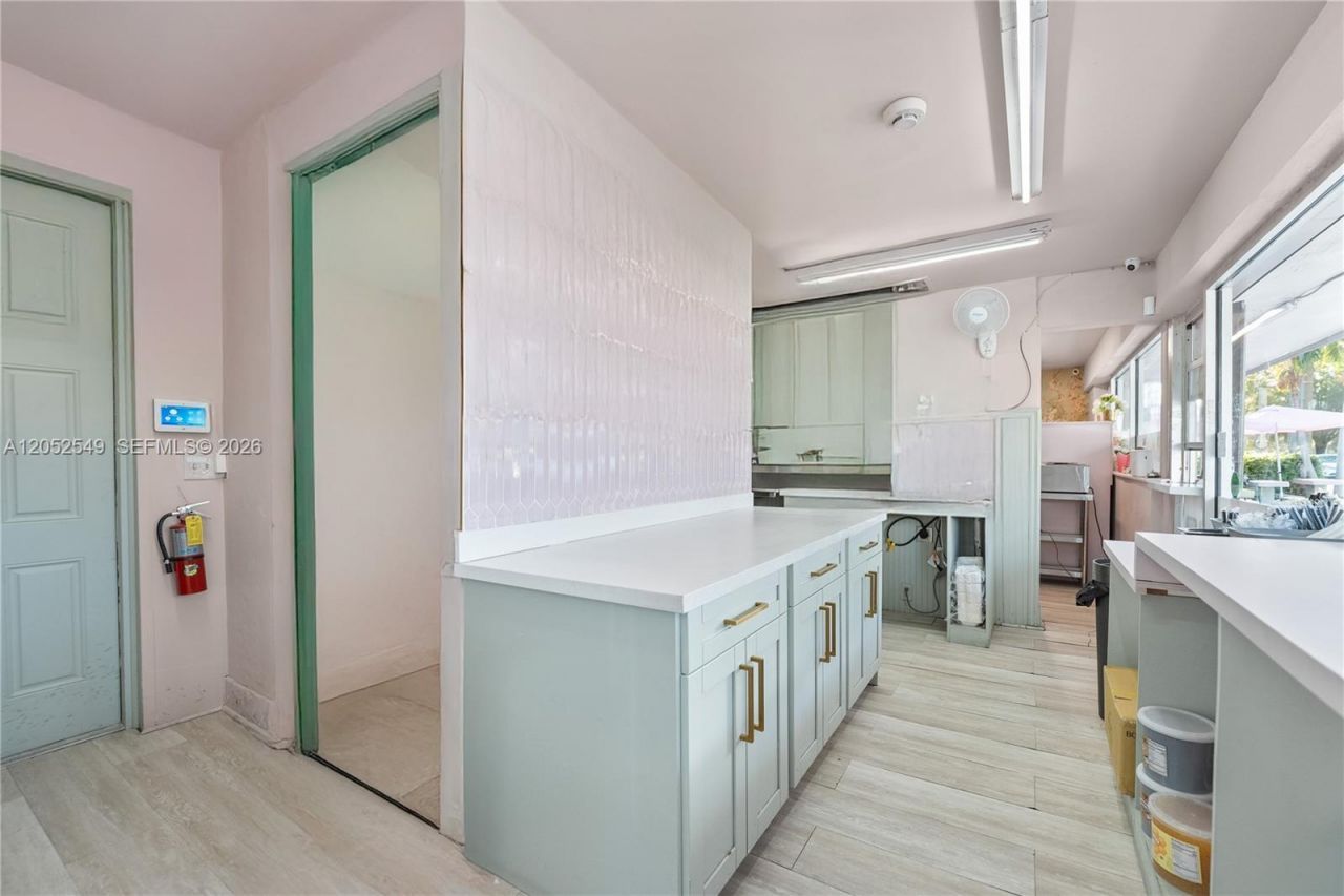 Please Call For Address, Pinecrest, FL 33143 Photo