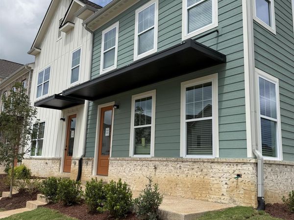 3059 PORTAGE DR, Bartlett, TN 38135