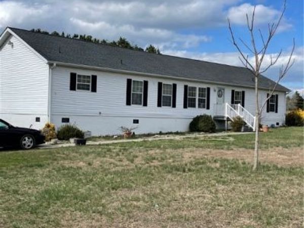834 Lakeview Drive, Heathsville, VA 22473