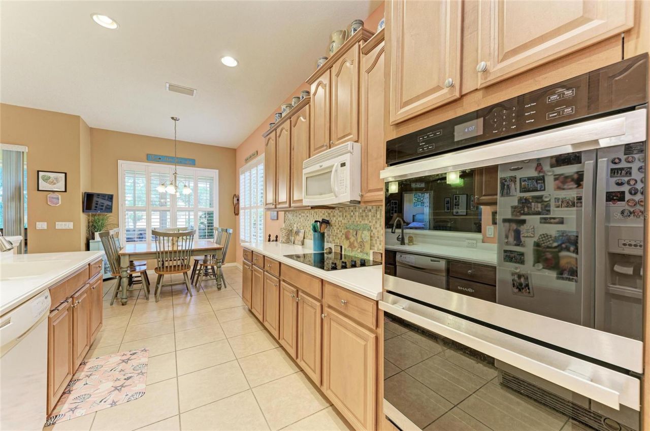 3728 Summerwind Circle, Bradenton, FL 34209 Photo