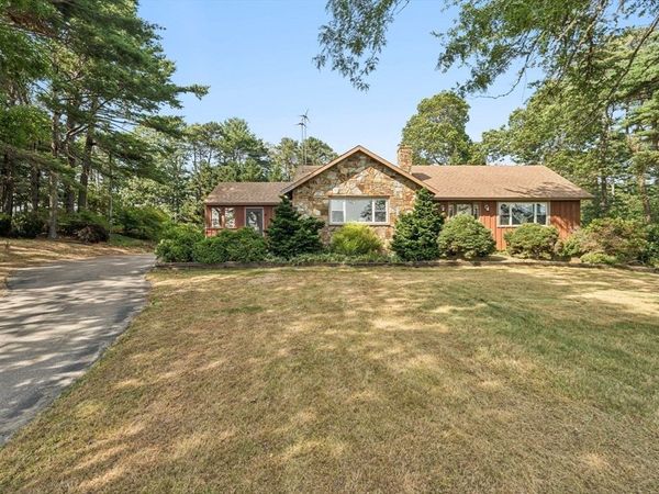 22 Long Neck Rd, Wareham, MA 02538