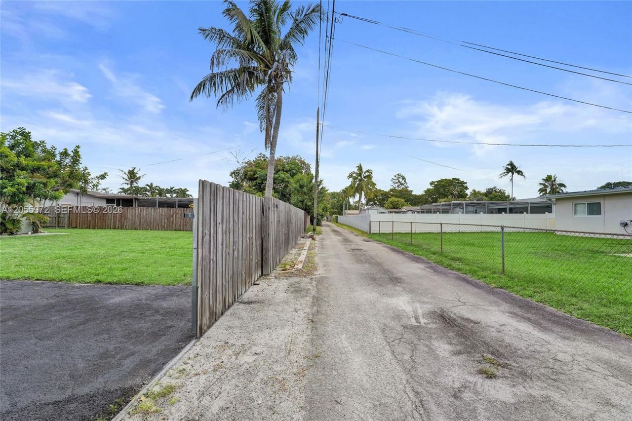 4508 Van Buren St, Hollywood, FL 33021 Photo
