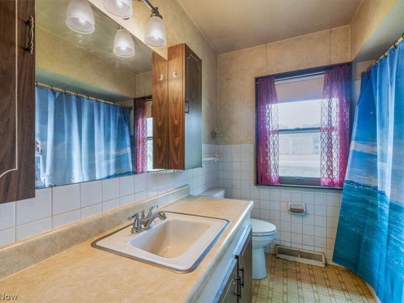 22270 Brookpark Road, Fairview Park, OH 44126 Photo 15
