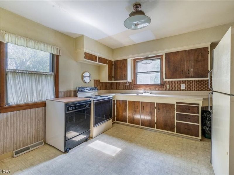 22270 Brookpark Road, Fairview Park, OH 44126 Photo 9