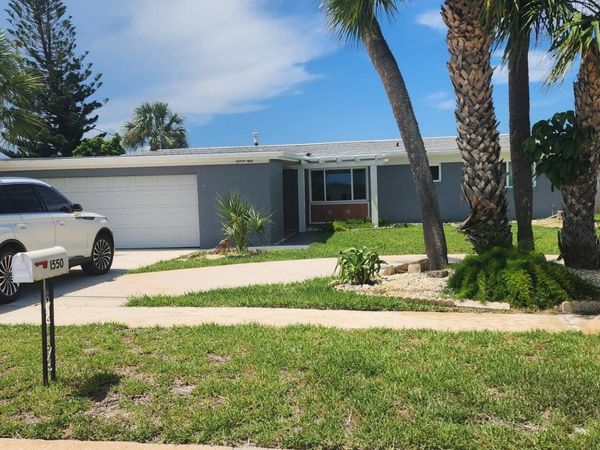 1550 W Central Avenue, Merritt Island, FL 32952