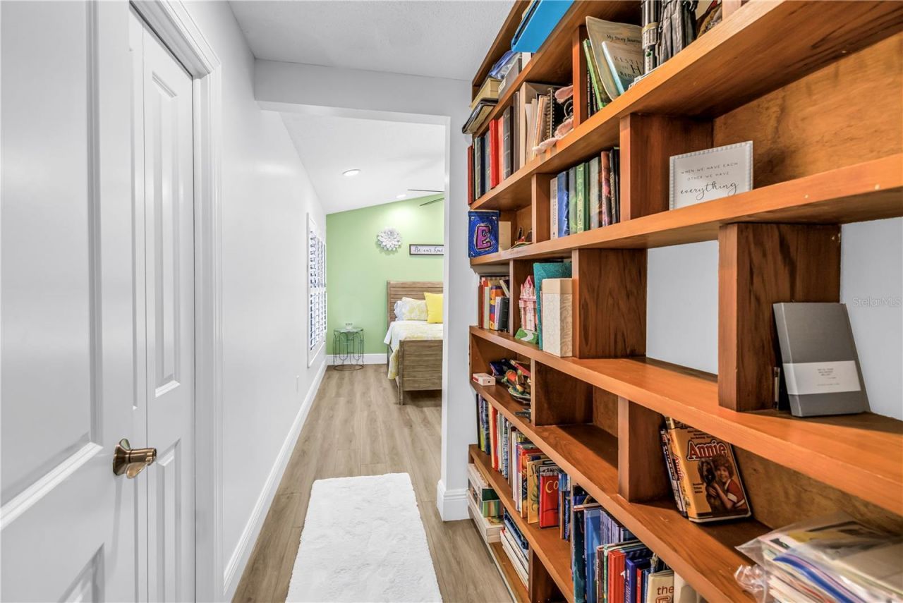 2837 Saber Drive, Clearwater, FL 33759 Photo