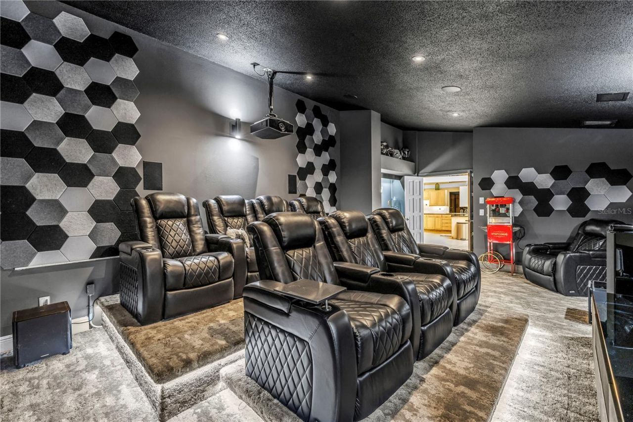 2837 Saber Drive, Clearwater, FL 33759 Photo
