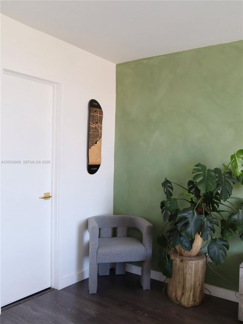 2350 NE 135th St , Unit 607, North Miami, FL 33181 Photo