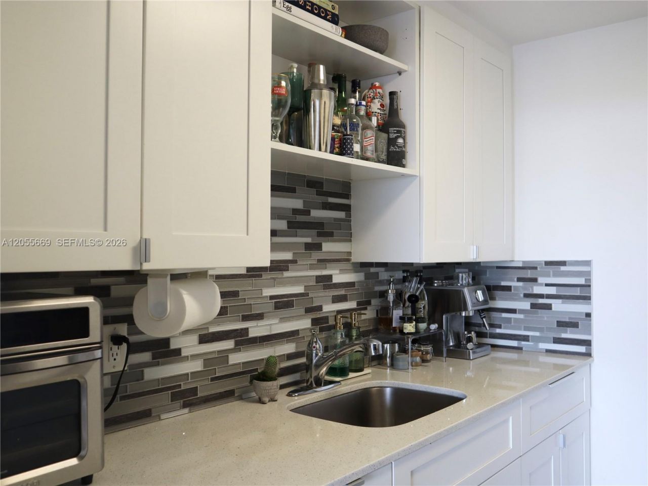 2350 NE 135th St , Unit 607, North Miami, FL 33181 Photo