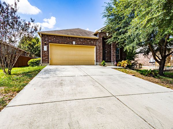 1128 Pelican, New Braunfels, TX 78130