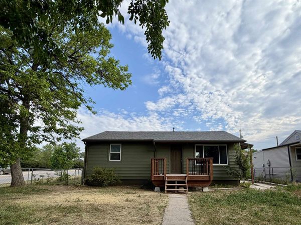 302 E Jackson Street, Rapid City, SD 57701