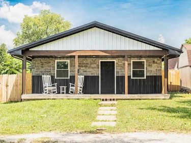 3318 Richmond Avenue, Connersville, IN 47331