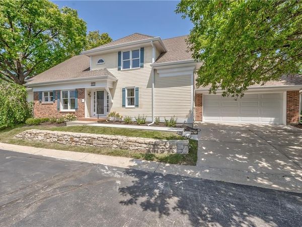 4512 W 90th Street, Prairie Village, KS 66207