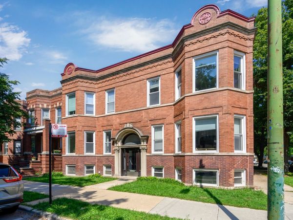 2703 N Sacramento Avenue , Unit 2, Chicago, IL 60647