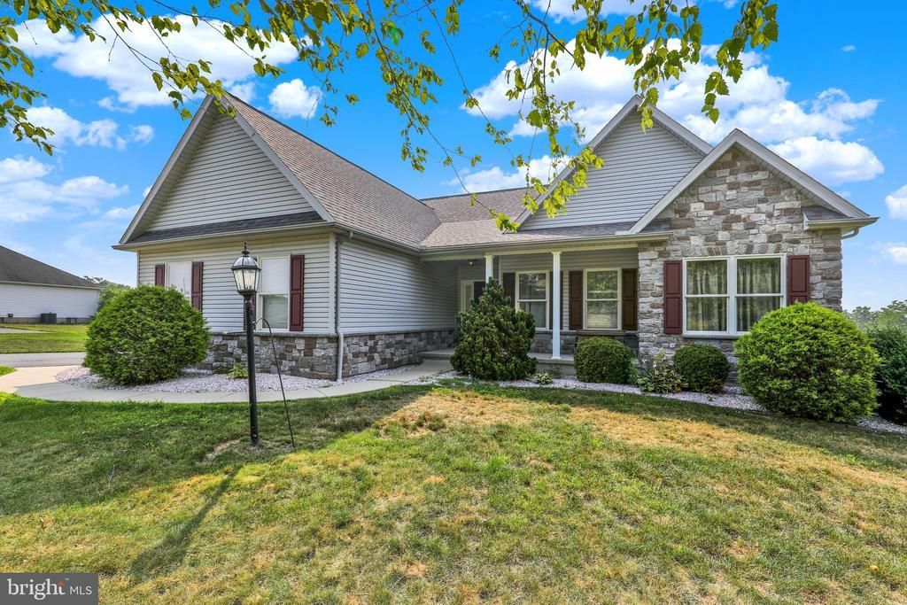 1479 SIEGFRIEDALE ROAD, KUTZTOWN, PA 19530