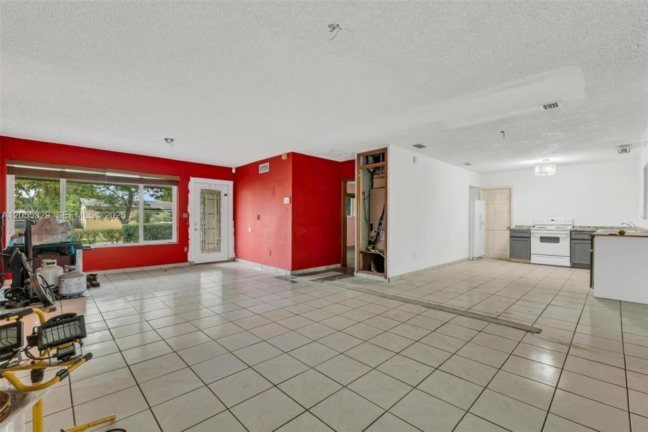 9921 SW 165th Ter, Miami, FL 33157 Photo