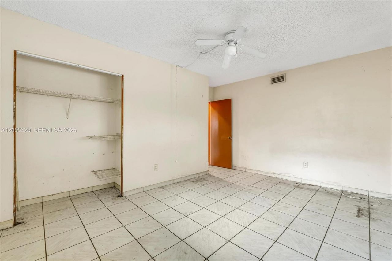 9921 SW 165th Ter, Miami, FL 33157 Photo