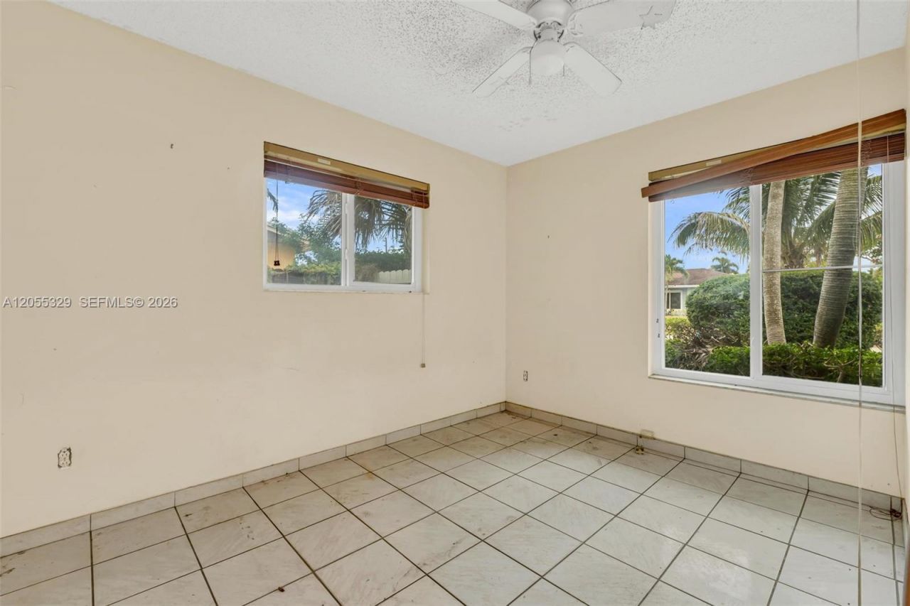 9921 SW 165th Ter, Miami, FL 33157 Photo