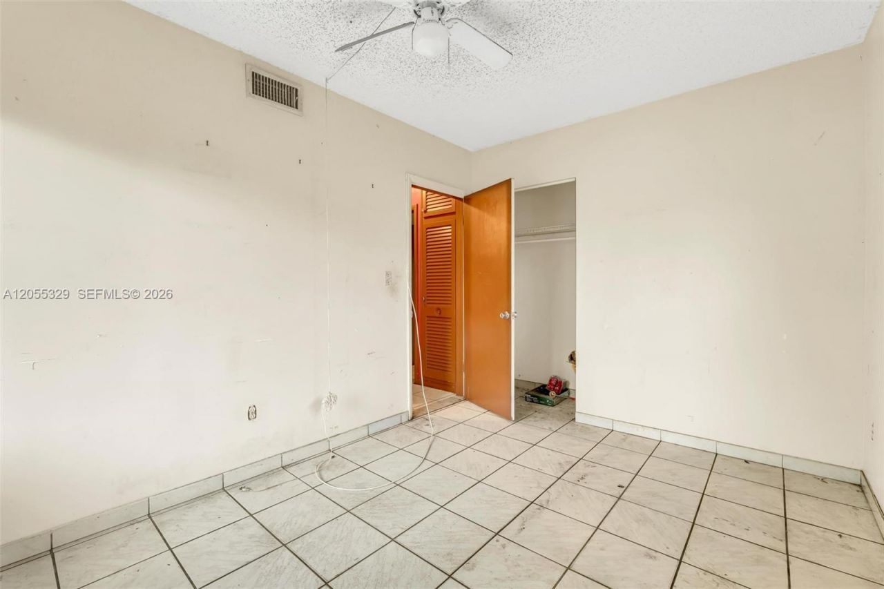9921 SW 165th Ter, Miami, FL 33157 Photo