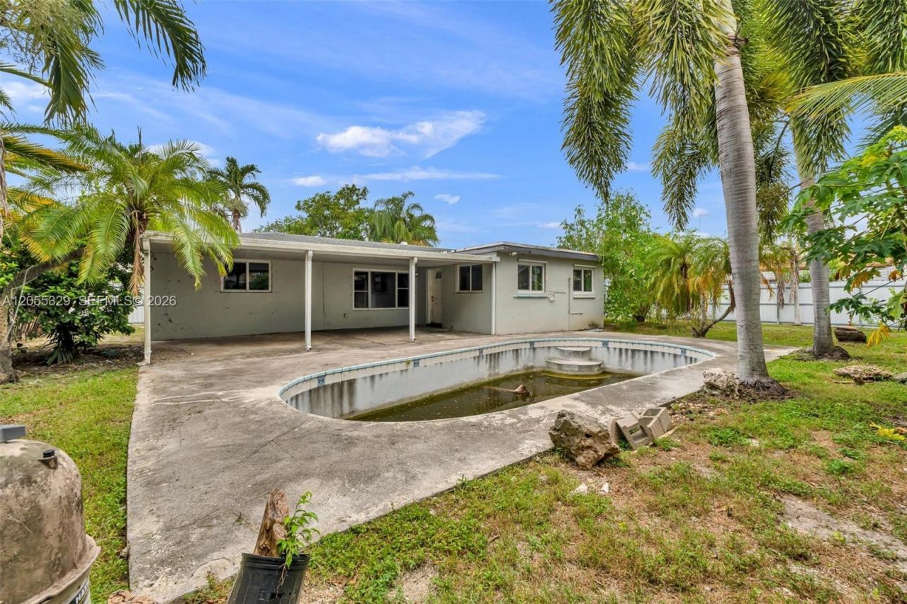 9921 SW 165th Ter, Miami, FL 33157 Photo