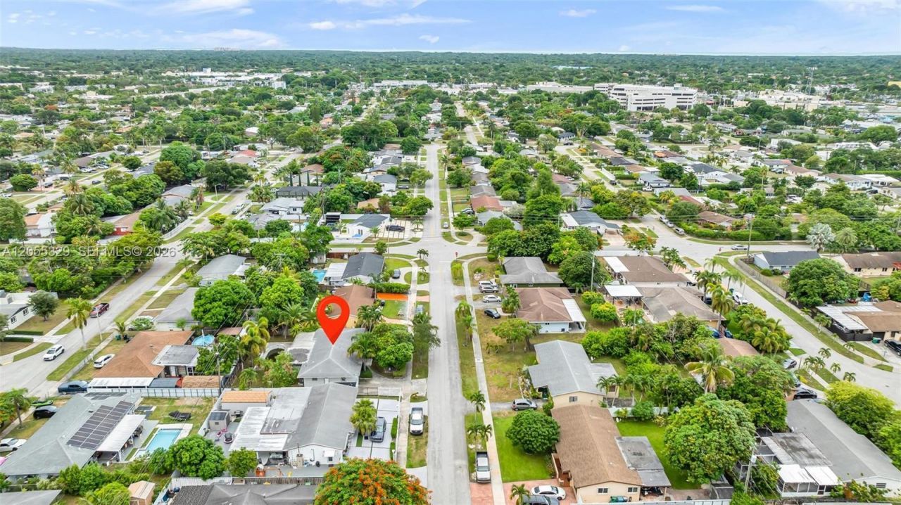 9921 SW 165th Ter, Miami, FL 33157 Photo