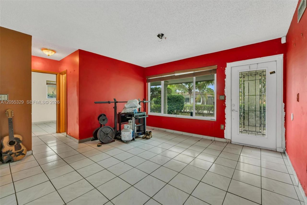9921 SW 165th Ter, Miami, FL 33157 Photo