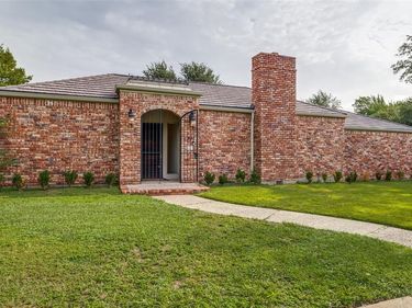 7211 Lavendale Circle, Dallas, TX 75230