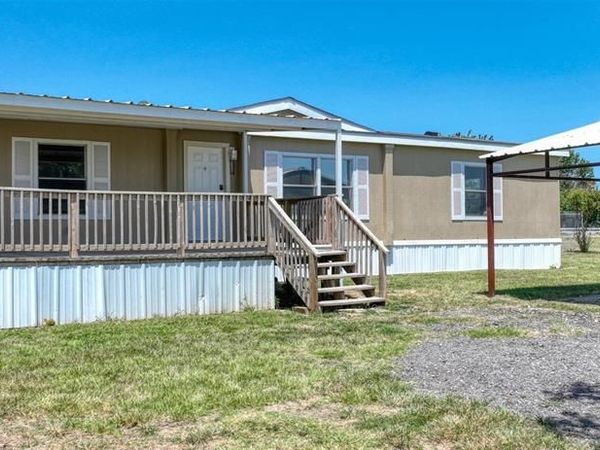 18531 DOUBLETREE Drive, Justin, TX 76247