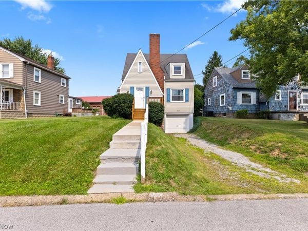 3821 Lindberg Way , Weirton, WV 26062