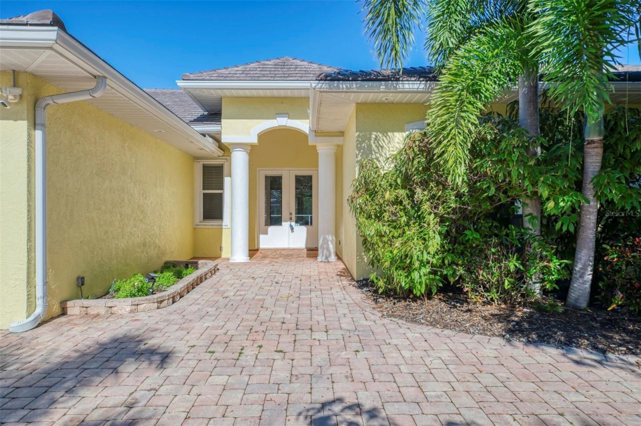 4708 Sweetmeadow Circle, Sarasota, FL 34238 Photo