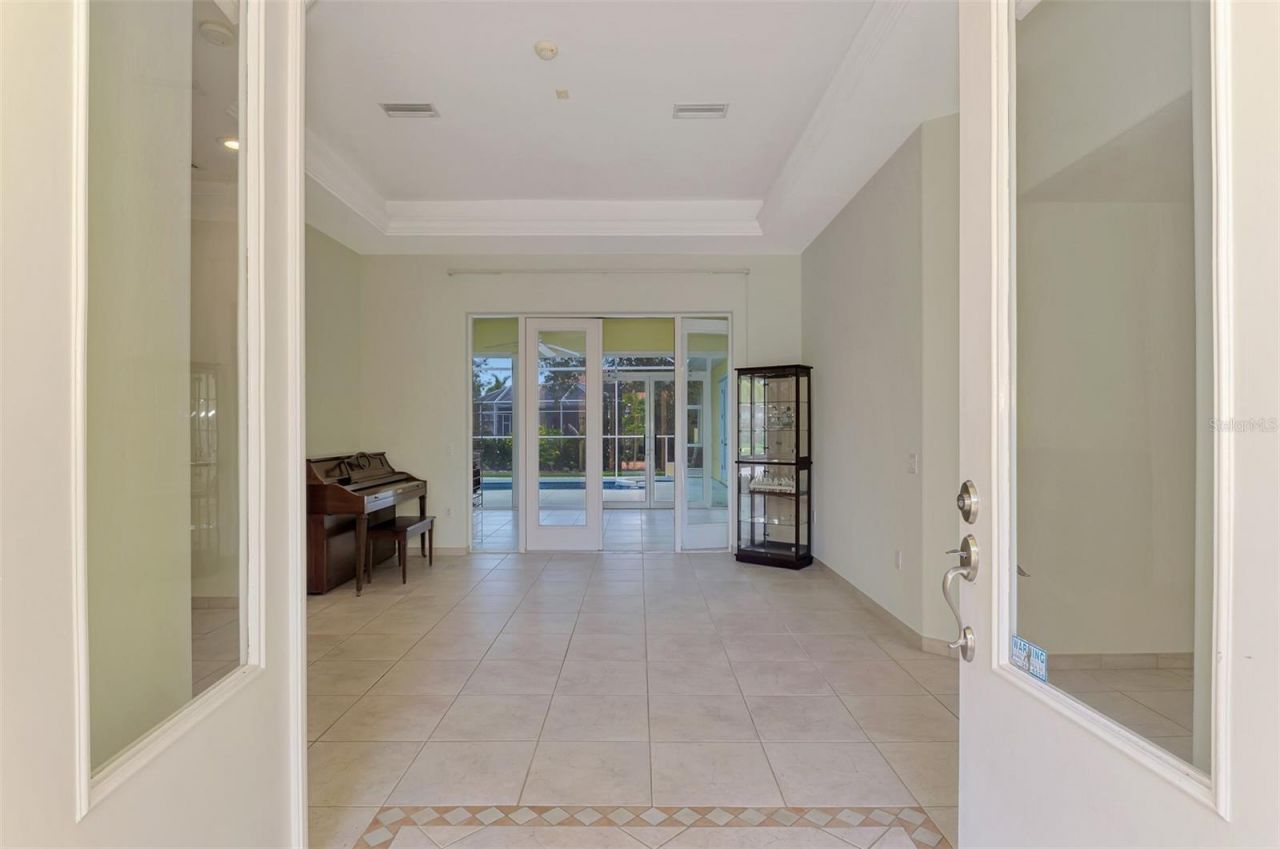 4708 Sweetmeadow Circle, Sarasota, FL 34238 Photo