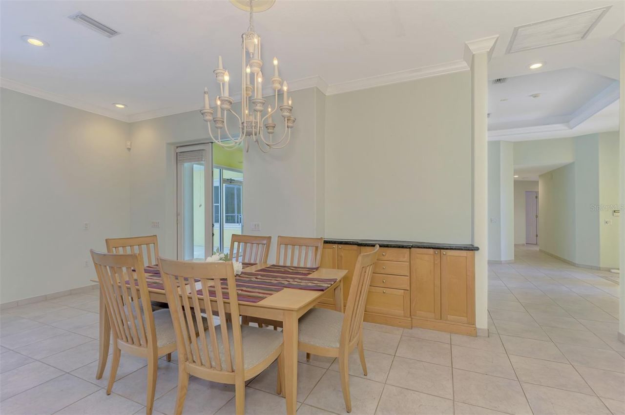 4708 Sweetmeadow Circle, Sarasota, FL 34238 Photo