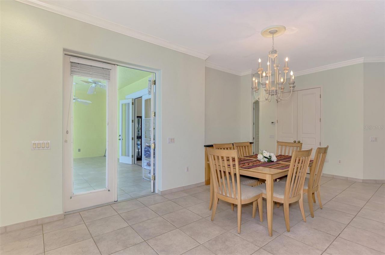 4708 Sweetmeadow Circle, Sarasota, FL 34238 Photo