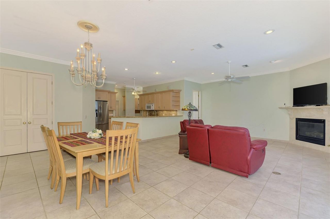 4708 Sweetmeadow Circle, Sarasota, FL 34238 Photo