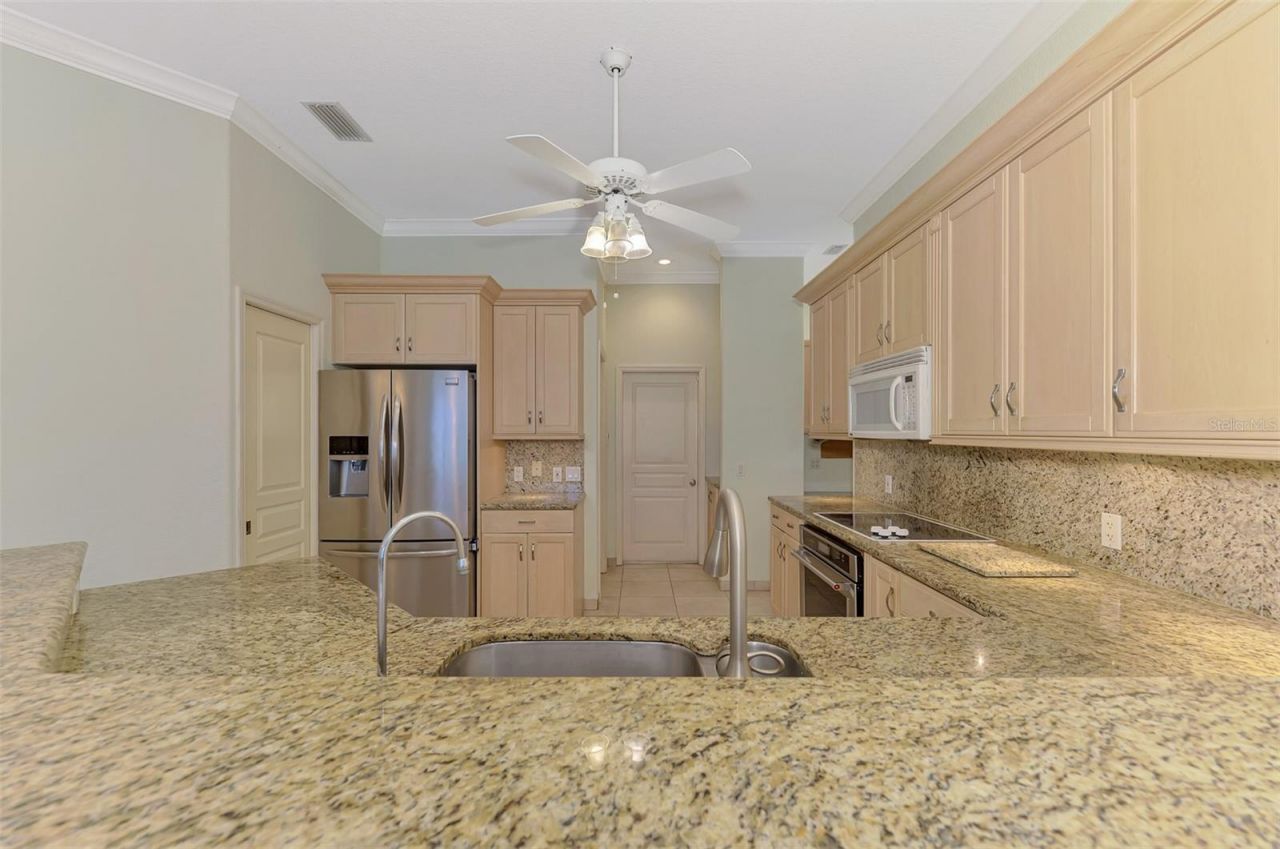 4708 Sweetmeadow Circle, Sarasota, FL 34238 Photo