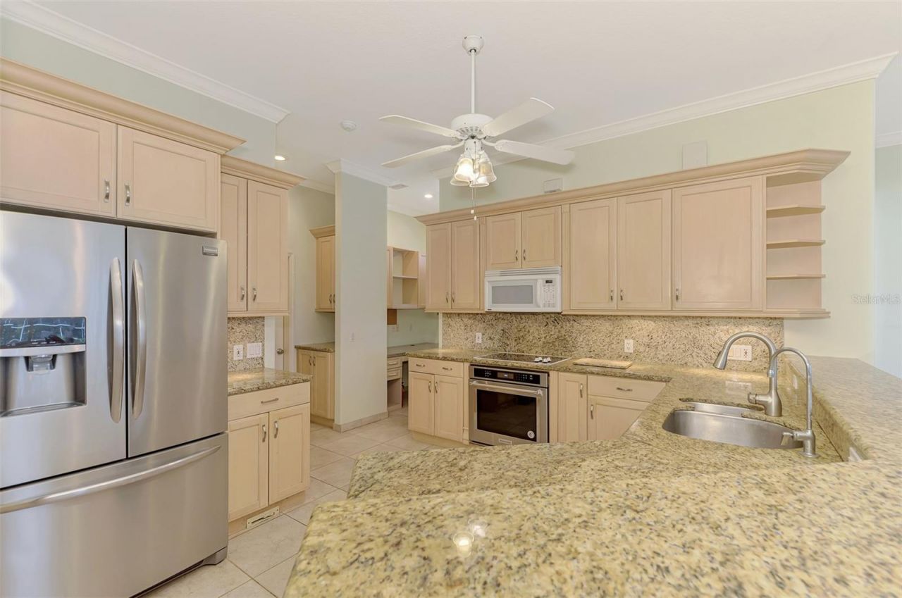 4708 Sweetmeadow Circle, Sarasota, FL 34238 Photo