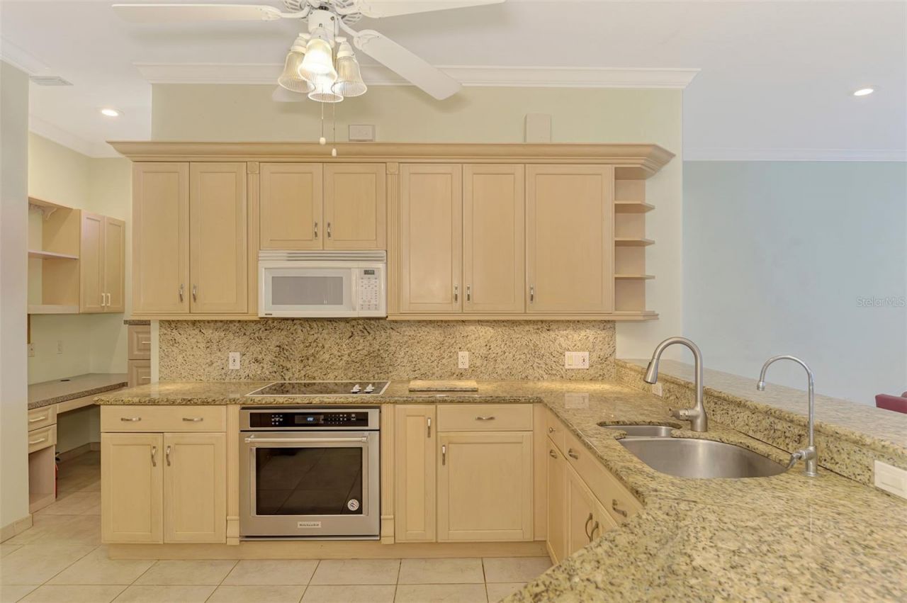4708 Sweetmeadow Circle, Sarasota, FL 34238 Photo