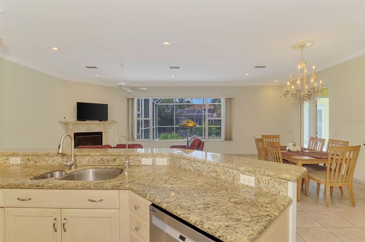 4708 Sweetmeadow Circle, Sarasota, FL 34238 Photo