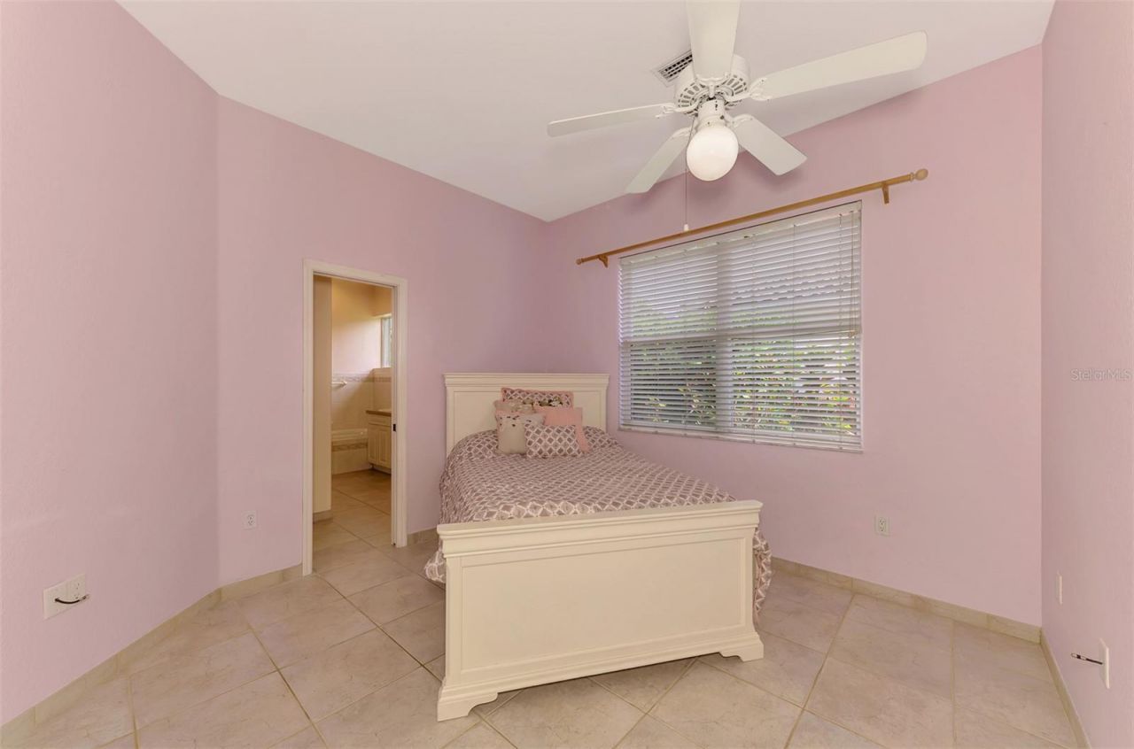 4708 Sweetmeadow Circle, Sarasota, FL 34238 Photo